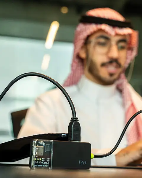 Goui100wSuperFast7in1USBHub-Black